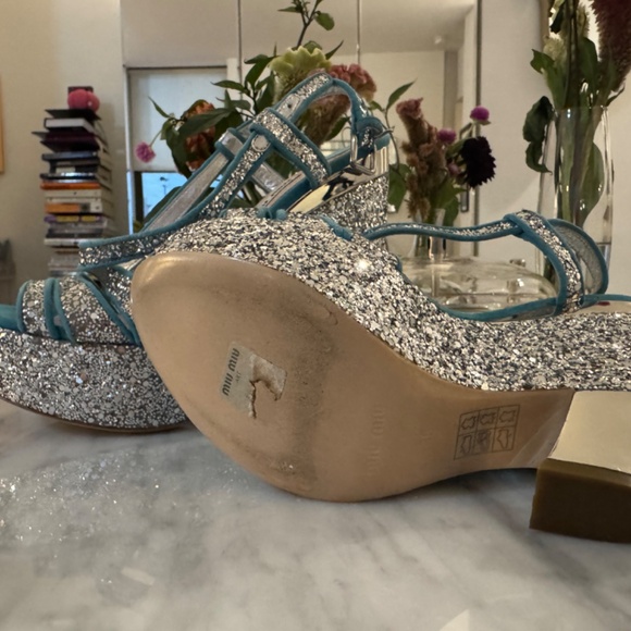 NEVER WORN! Miu Min Turquois & Silver Sparkle Platform Sandals Size 6 - Picture 2 of 2